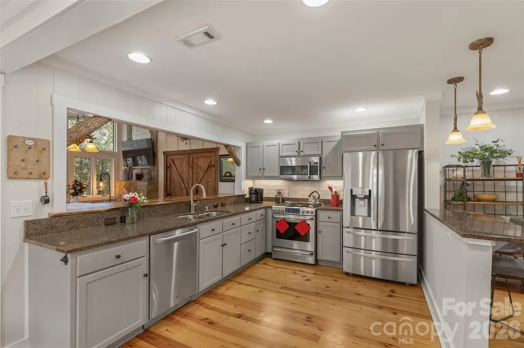 464 Franklin Road Highlands NC 28741