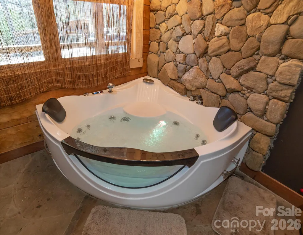 4885 Grandin Road Lenoir NC 28645