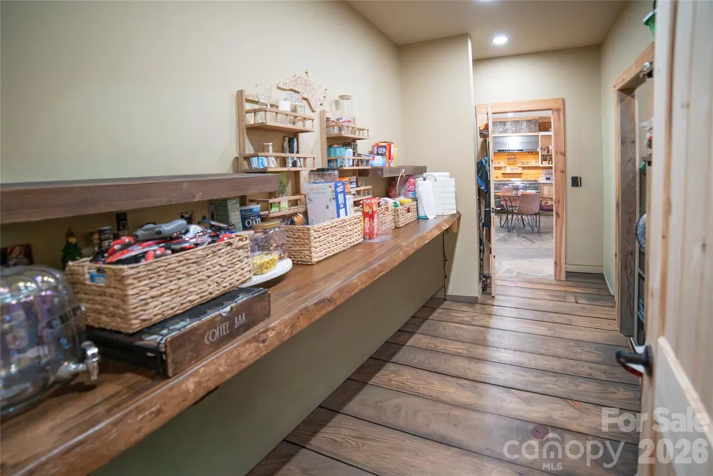 4885 Grandin Road Lenoir NC 28645