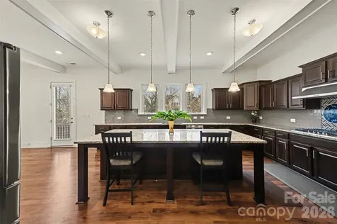 1310 Bershire Lane Charlotte NC 28262