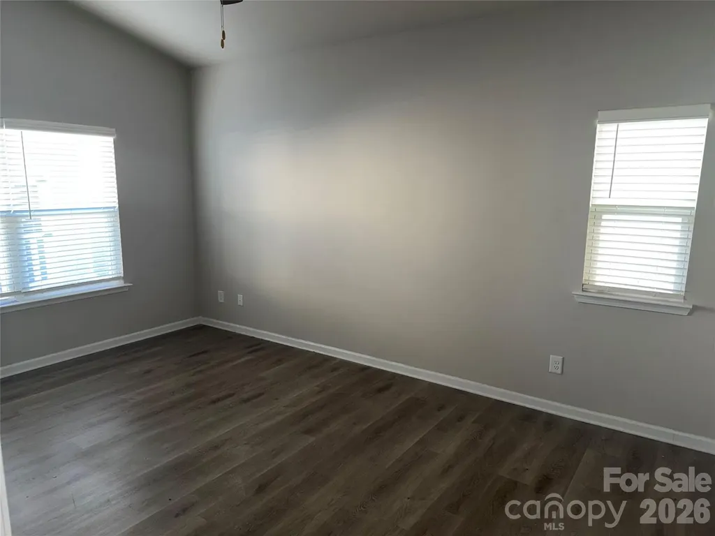 4112 Stoneygreen Lane Charlotte NC 28215