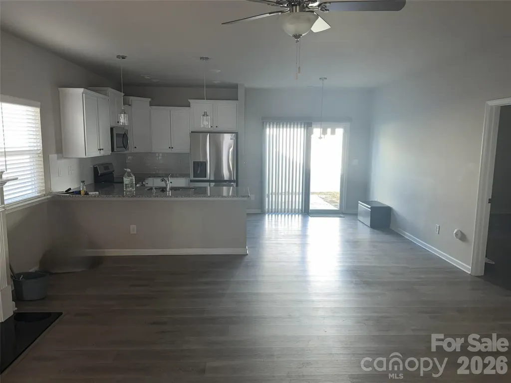 4112 Stoneygreen Lane Charlotte NC 28215