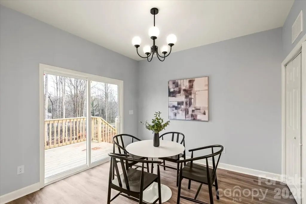 533 Crowell Avenue Statesville NC 28677