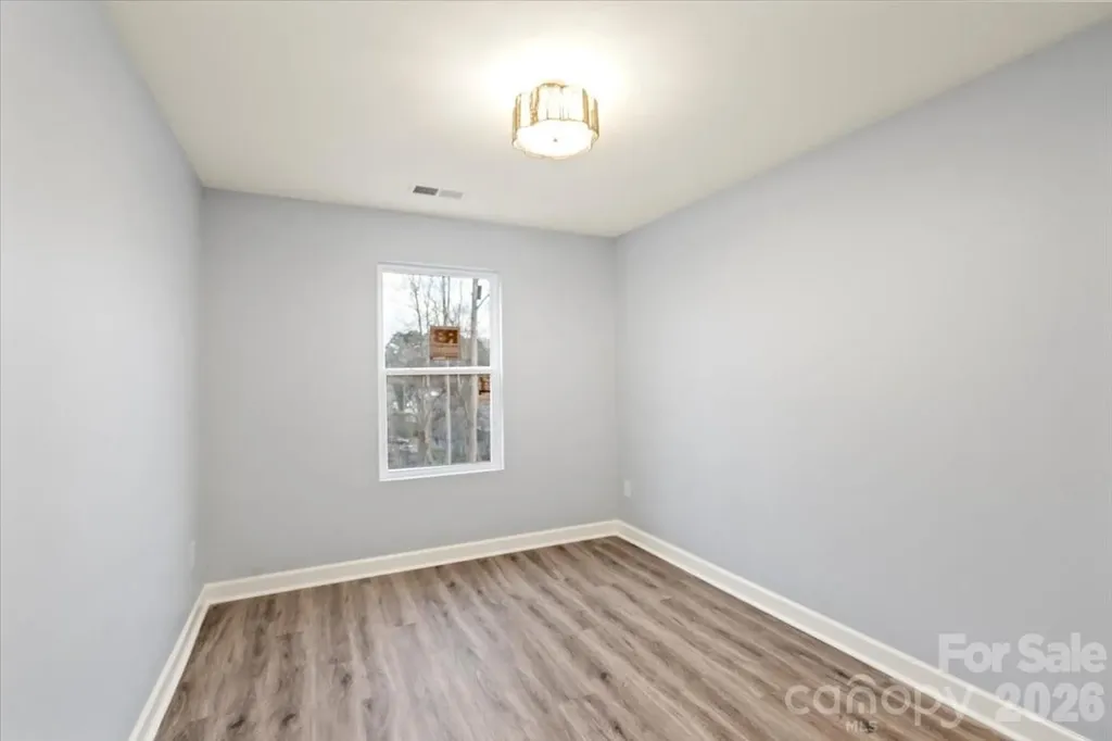 533 Crowell Avenue Statesville NC 28677