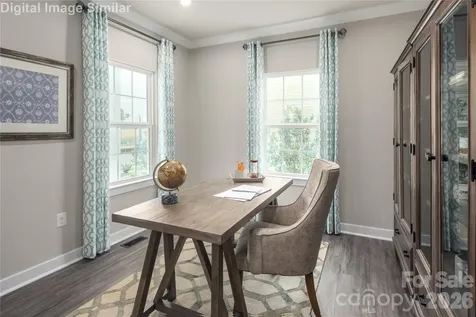 2056 Fernway Drive Charlotte NC 28216