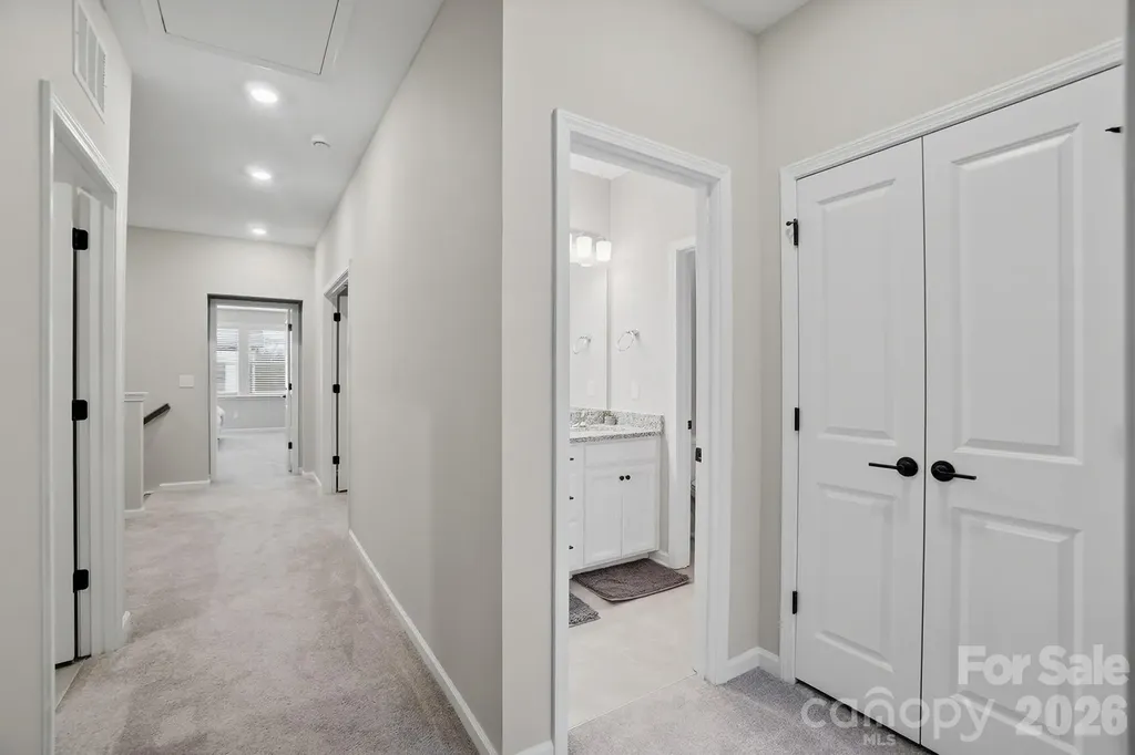 8928 Morning Mist Road Charlotte NC 28215