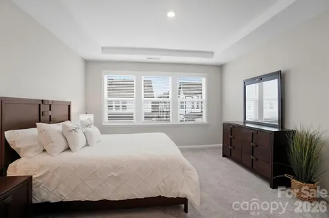 8928 Morning Mist Road Charlotte NC 28215