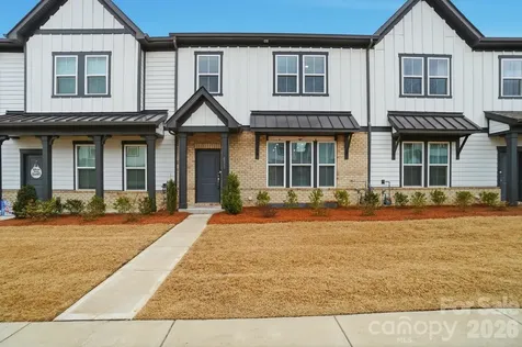 8928 Morning Mist Road Charlotte NC 28215