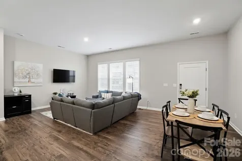 8928 Morning Mist Road Charlotte NC 28215