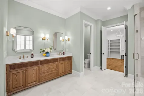 4715 Montclair Avenue Charlotte NC 28211