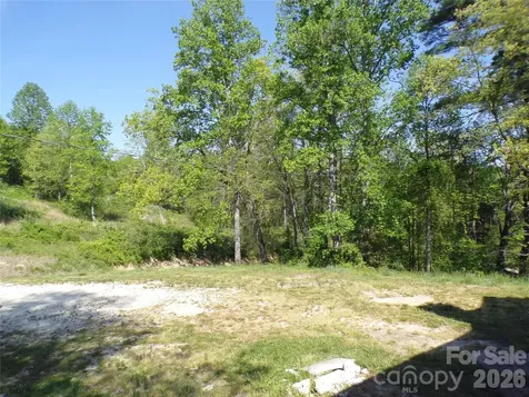 202 Honor Lane Hendersonville NC 28792