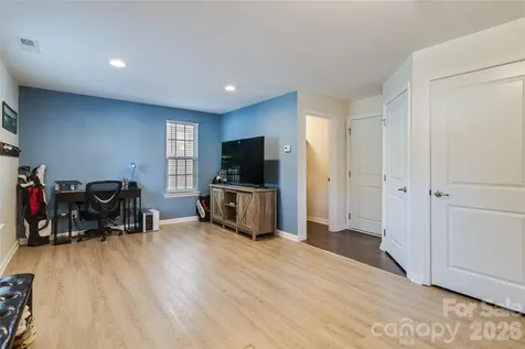 3022 Potomac River Parkway Charlotte NC 28217