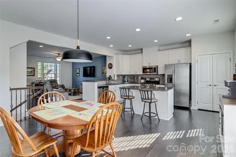 3022 Potomac River Parkway Charlotte NC 28217