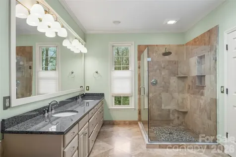 112 Parkland Street Morganton NC 28655