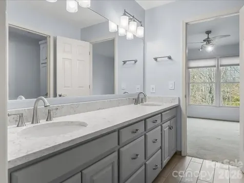 112 Parkland Street Morganton NC 28655