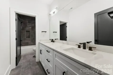 2025 South Street Charlotte NC 28208