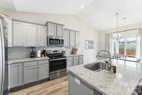 248 Pinnacle Crossing Shelby NC 28152
