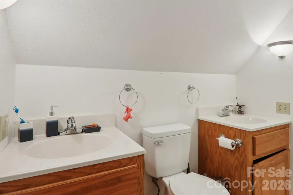 130 Crestview Street Canton NC 28716