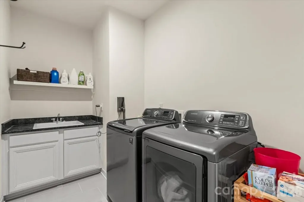 7222 Rupell Drive Charlotte NC 28273