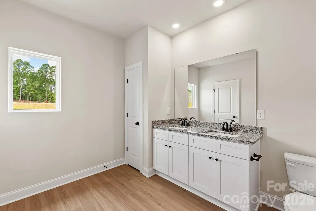 3629 Narrow Lane Charlotte NC 28215