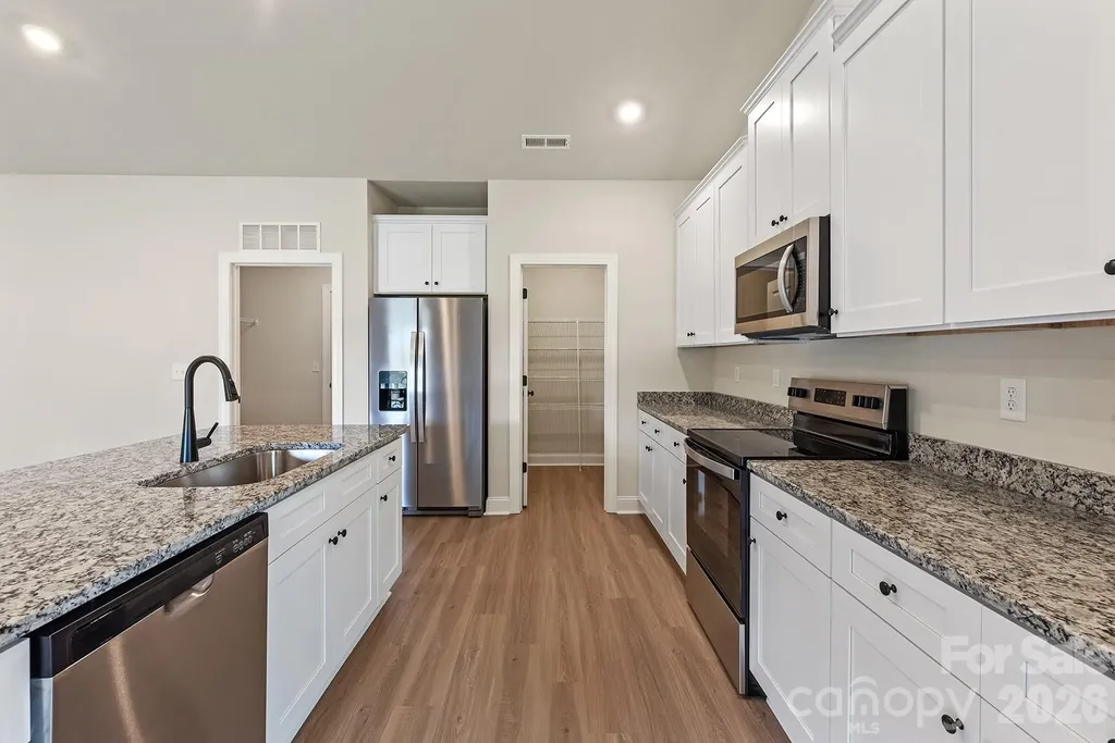 3629 Narrow Lane Charlotte NC 28215