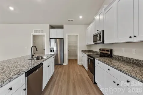 3629 Narrow Lane Charlotte NC 28215