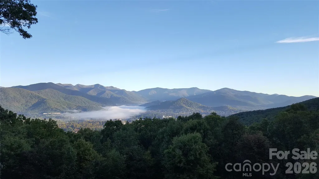 126 Wildflower Cove Drive Swannanoa NC 28778