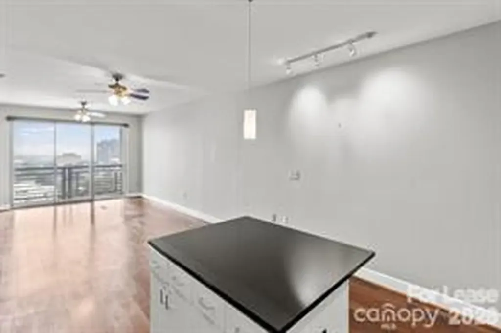 333 W Trade Street Charlotte NC 28202