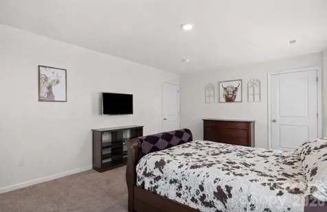 42 Benedict Lane Weaverville NC 28787