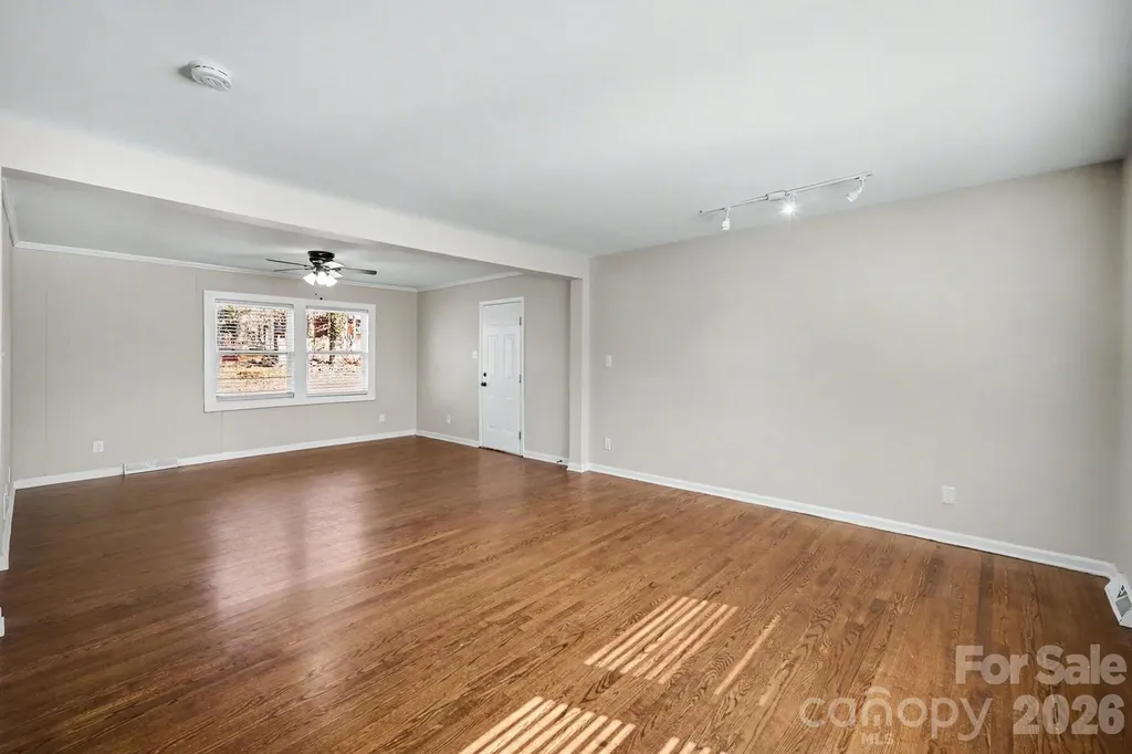 6626 Glenmoor Drive Charlotte NC 28214