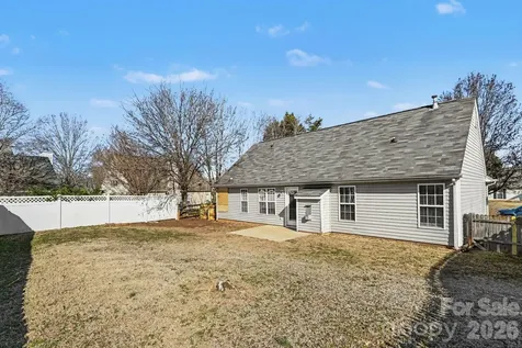 4271 Maybrook Court SW Concord NC 28027
