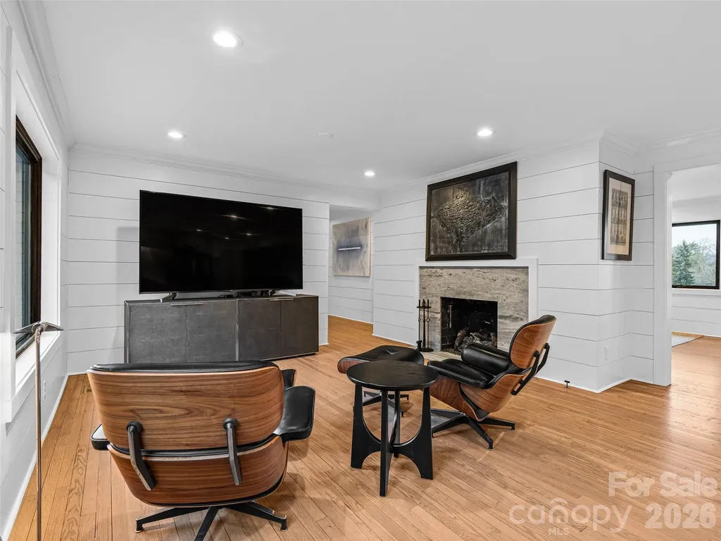 51 Forest Road Asheville NC 28803