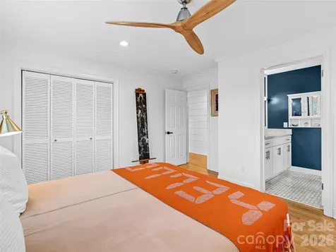 51 Forest Road Asheville NC 28803