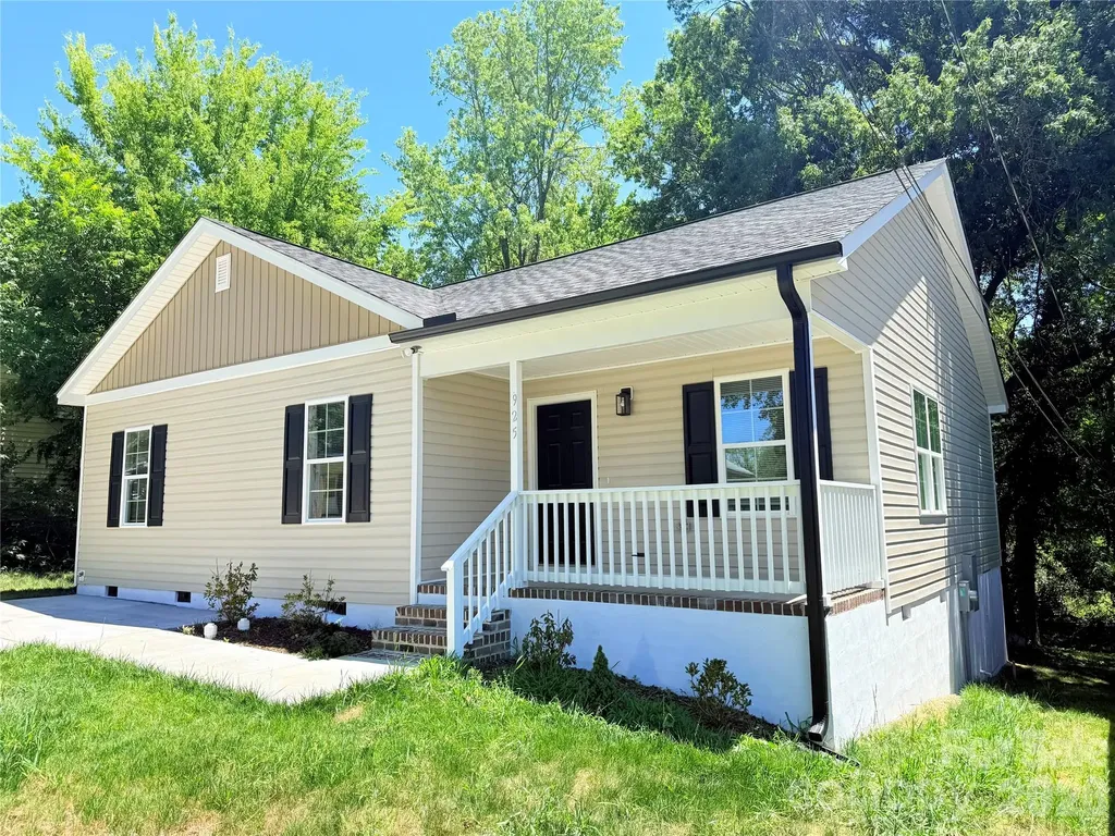 925 Randolph Street High Point NC 27260