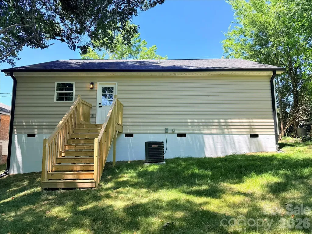 925 Randolph Street High Point NC 27260