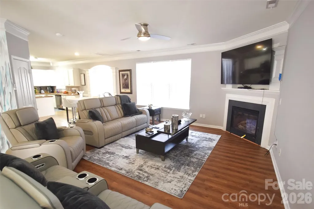 608 Wrayhill Drive Charlotte NC 28262