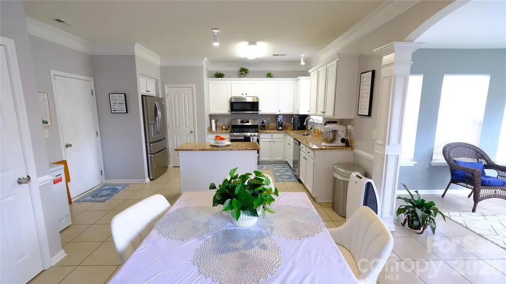 608 Wrayhill Drive Charlotte NC 28262