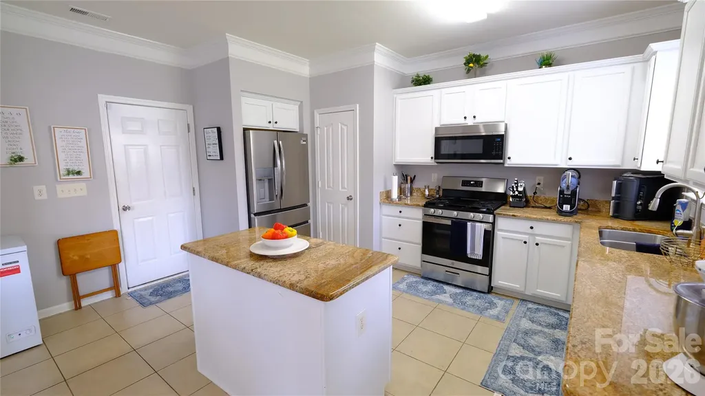 608 Wrayhill Drive Charlotte NC 28262