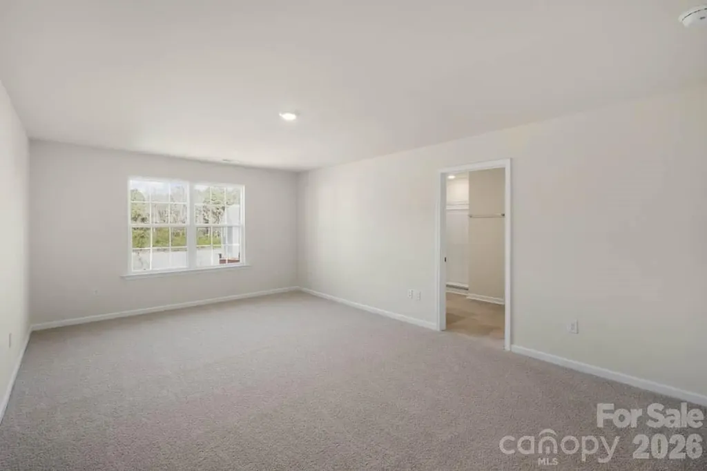 437 Falcon Lane Lexington NC 27295