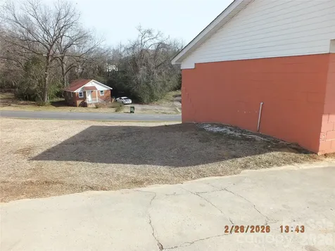 715 S Market Street Lancaster SC 29720