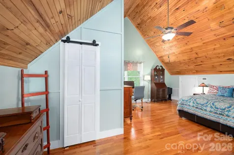 69 Heslar Way Marshall NC 28753