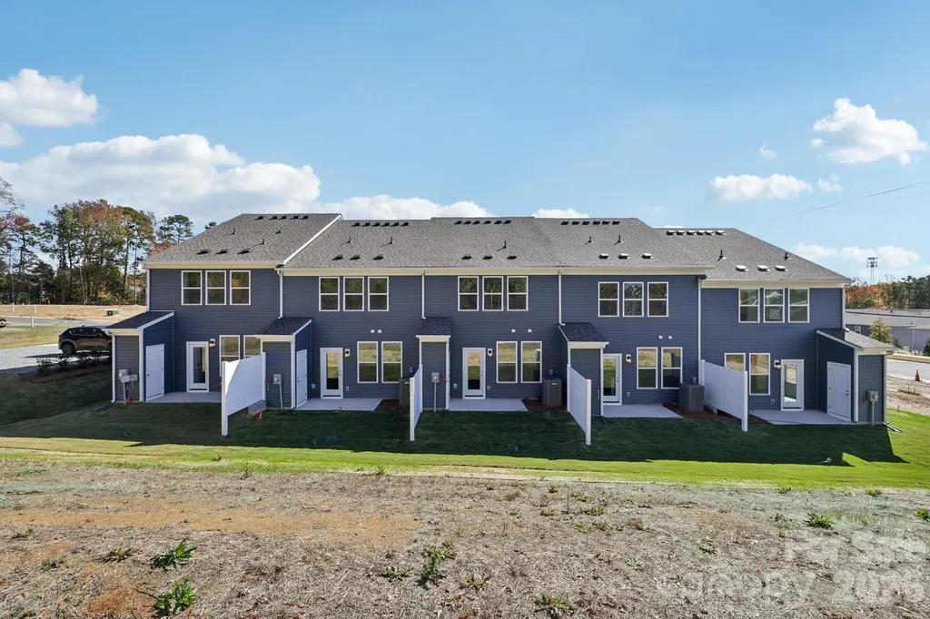 7651 Ethora Way Charlotte NC 28216