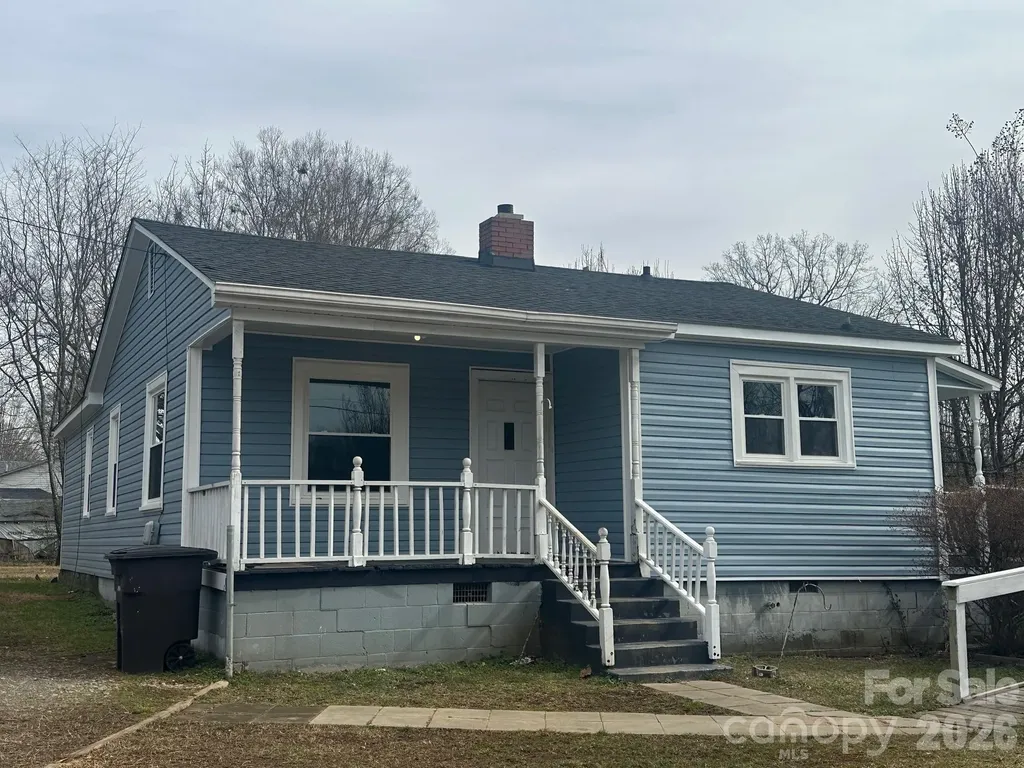 1323 7th Street Statesville NC 28677