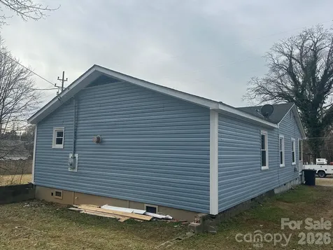 1323 7th Street Statesville NC 28677