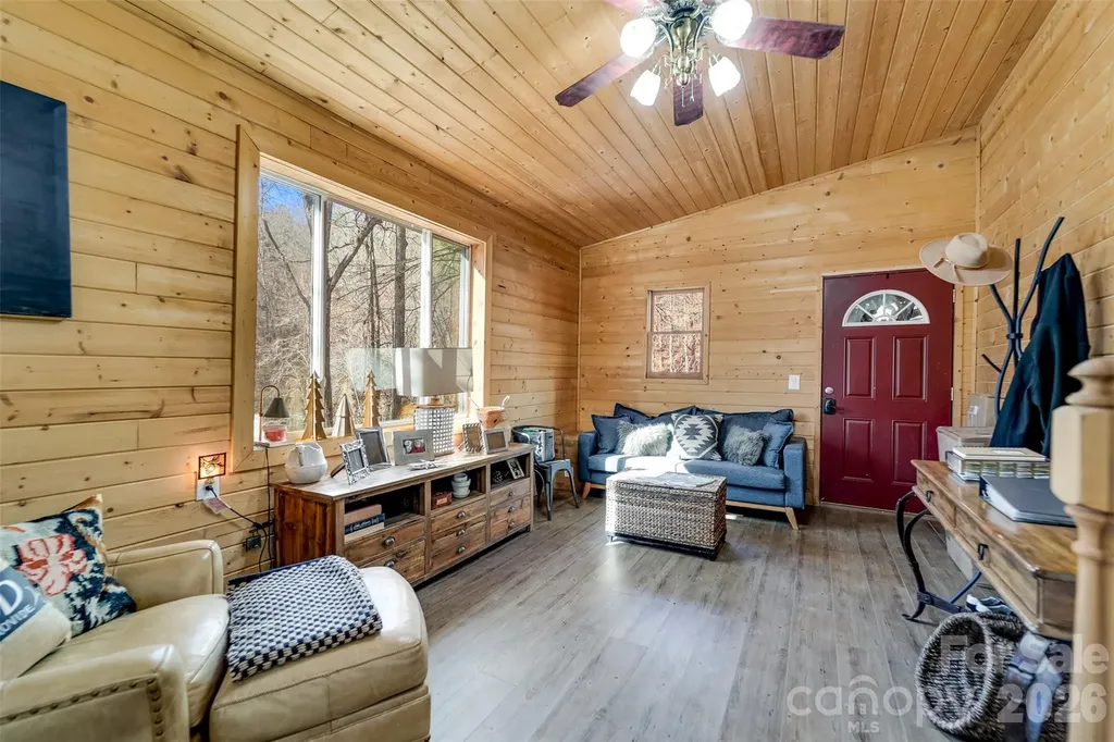67 Watauga Heights Road Franklin NC 28734