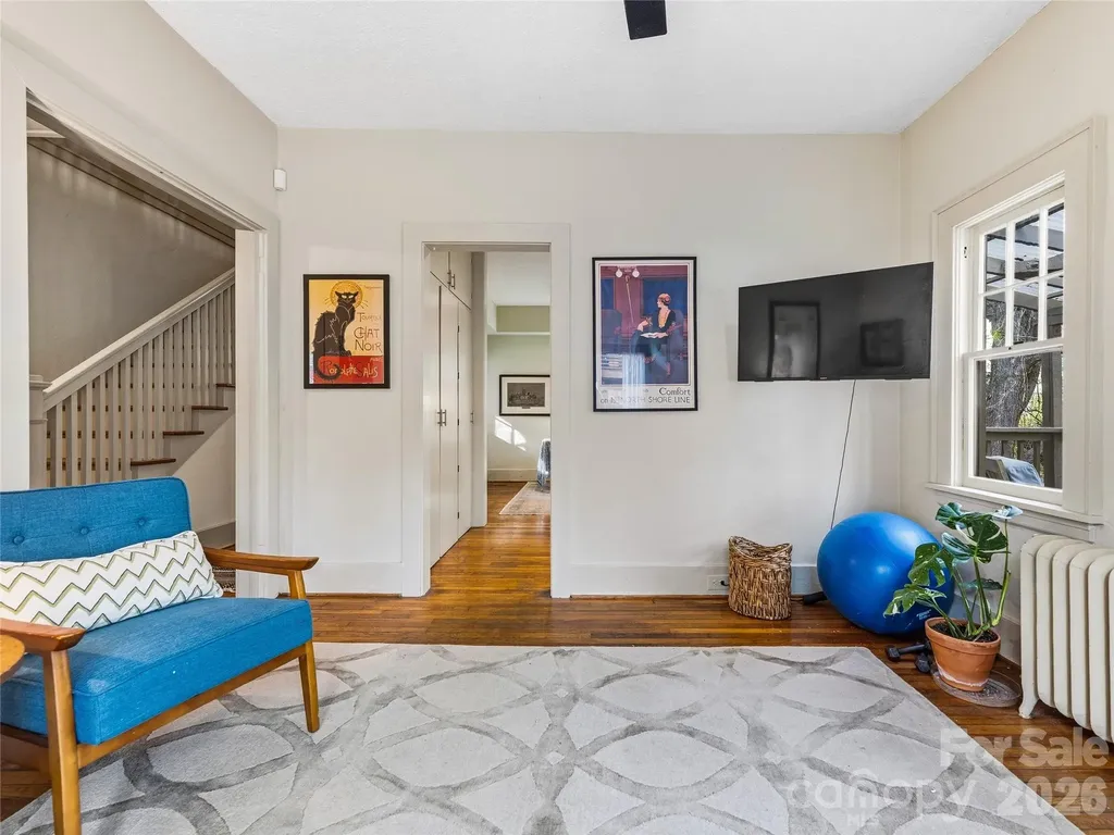 4 Duke Street Asheville NC 28803
