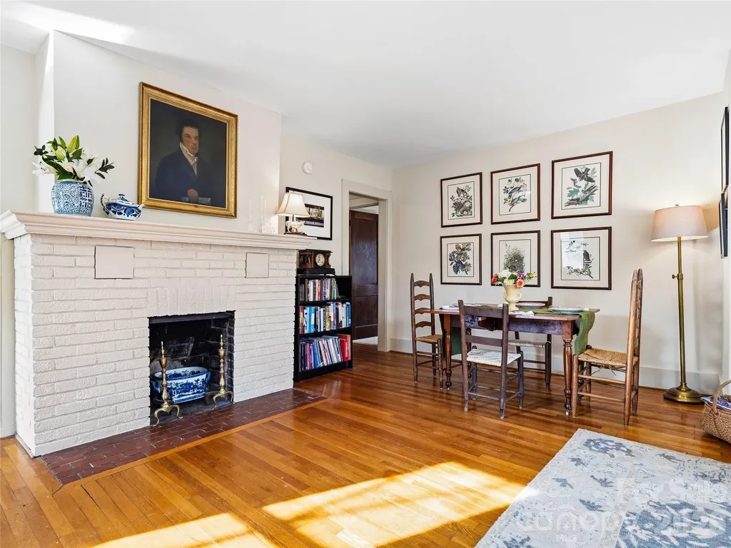 4 Duke Street Asheville NC 28803
