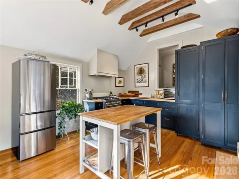 4 Duke Street Asheville NC 28803