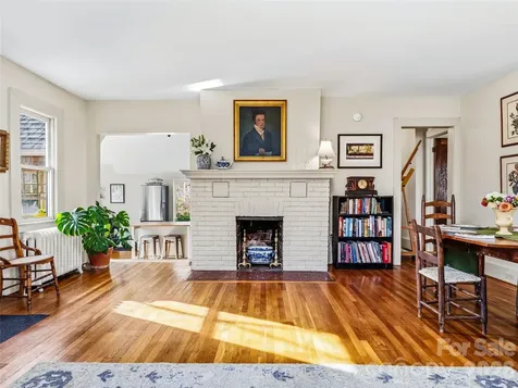 4 Duke Street Asheville NC 28803
