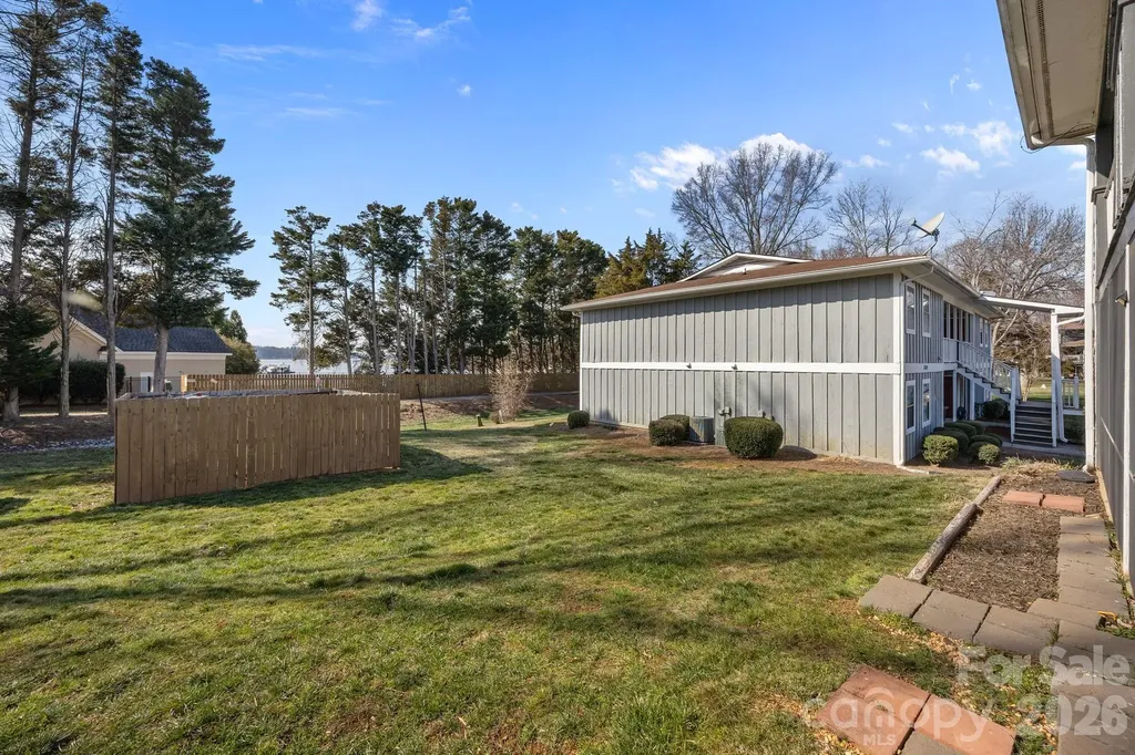 7602 Woods Lane Cornelius NC 28031